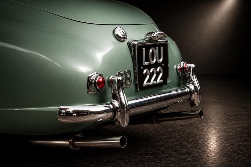 1952 Aston Martin DB2/4 - 2 1952 Aston Martin DB2/4 - 2