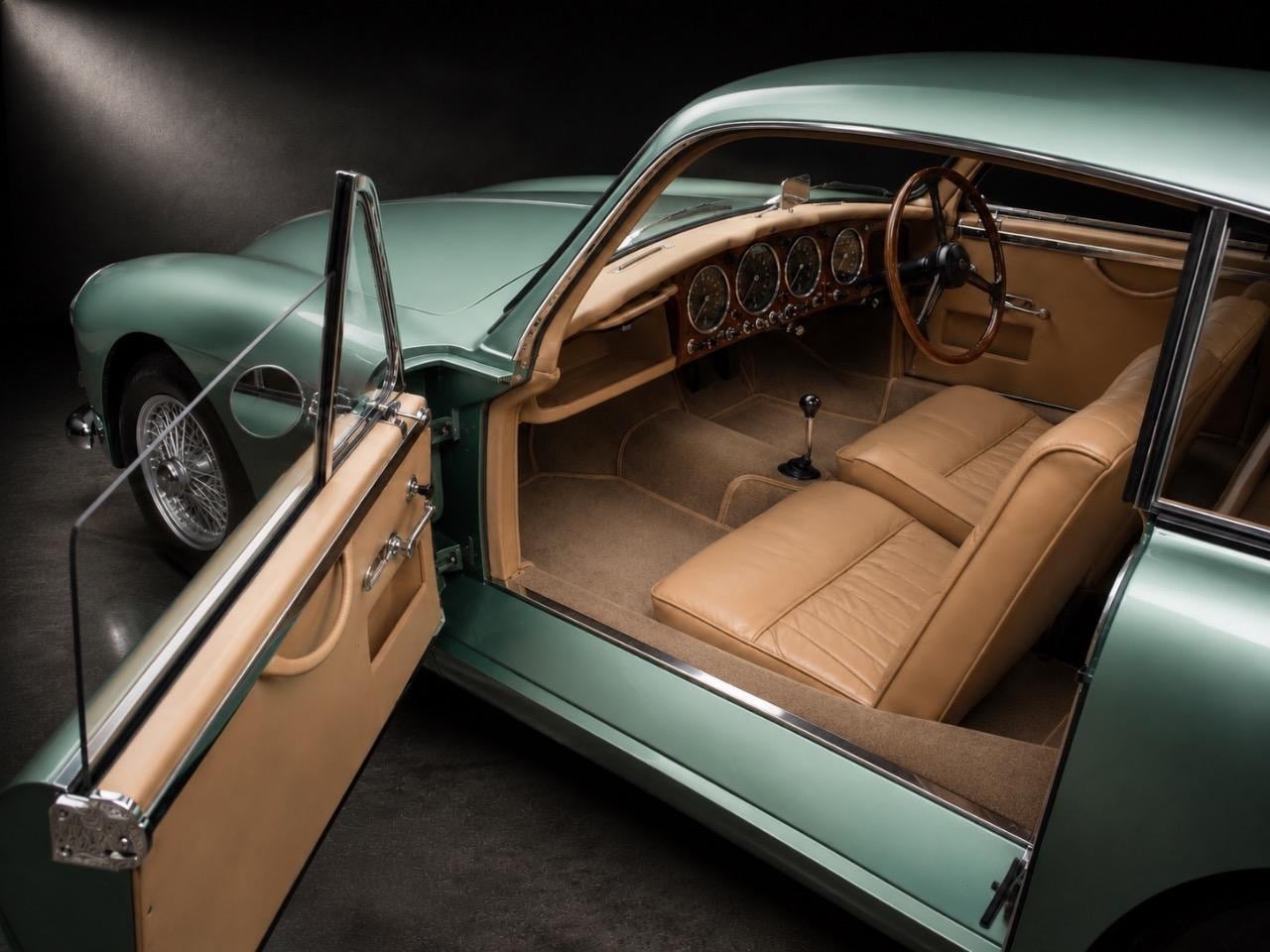 1952 ASTON MARTIN DB2 /4 Sports Saloon, foto 5