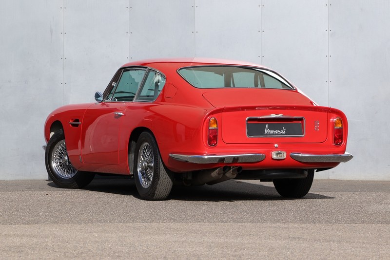 1966 Aston Martin DB6 - 2 1966 Aston Martin DB6 - 2
