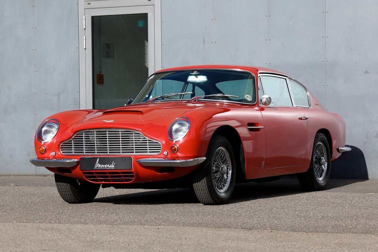 Aston Martin DB6 Saloon RHD, foto 11