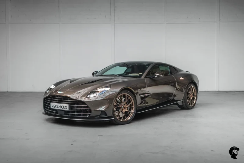 2025 Aston Martin Vanquish - 1 2025 Aston Martin Vanquish - 1