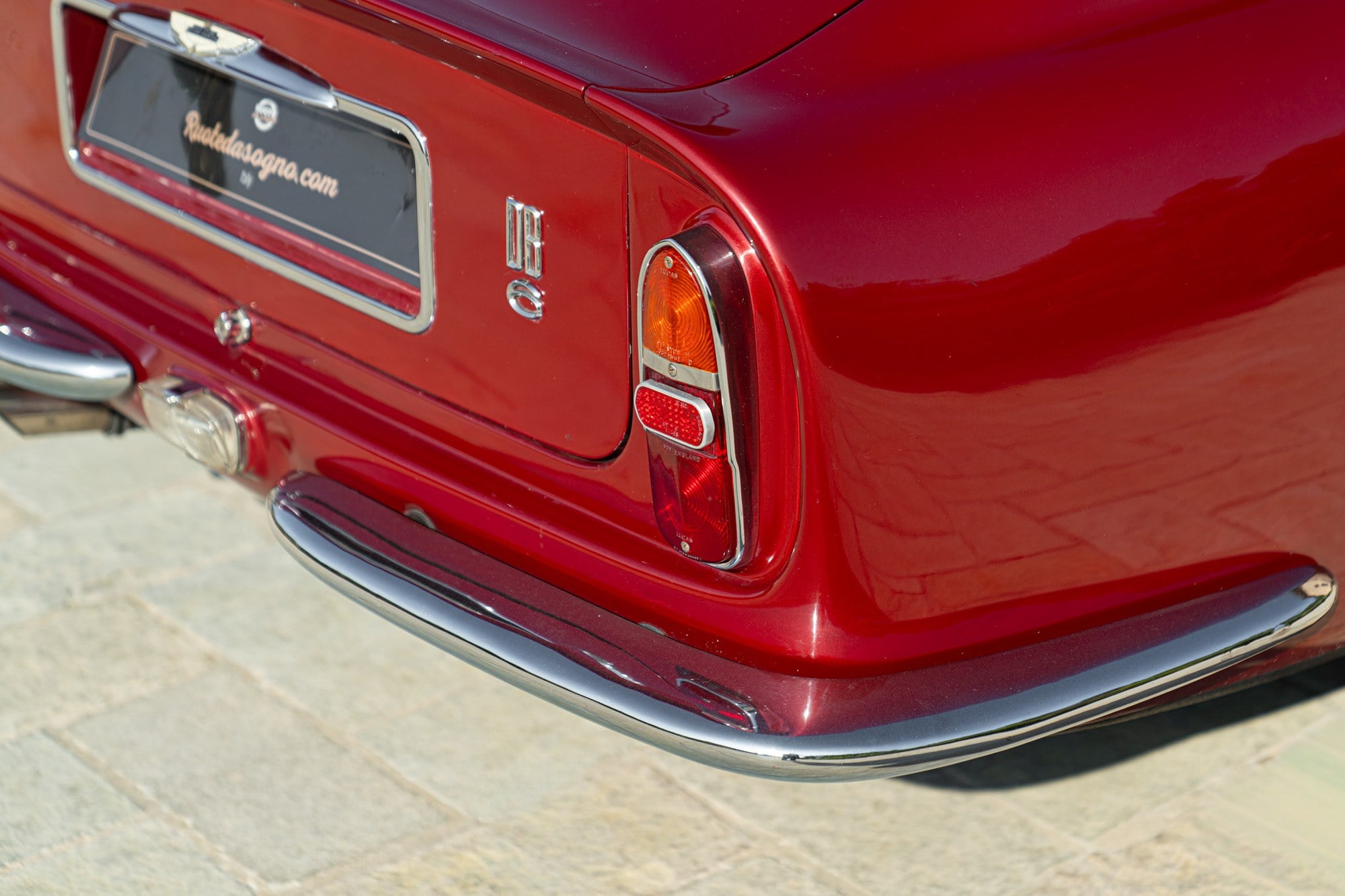 1968 ASTON MARTIN DB6 SPORTS SALOON, foto 9