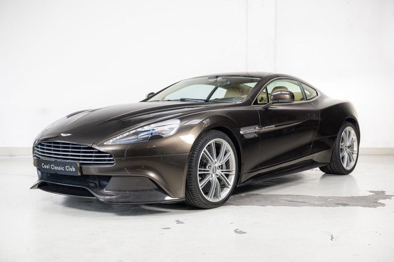 2013 Aston Martin Vanquish - 1 2013 Aston Martin Vanquish - 1