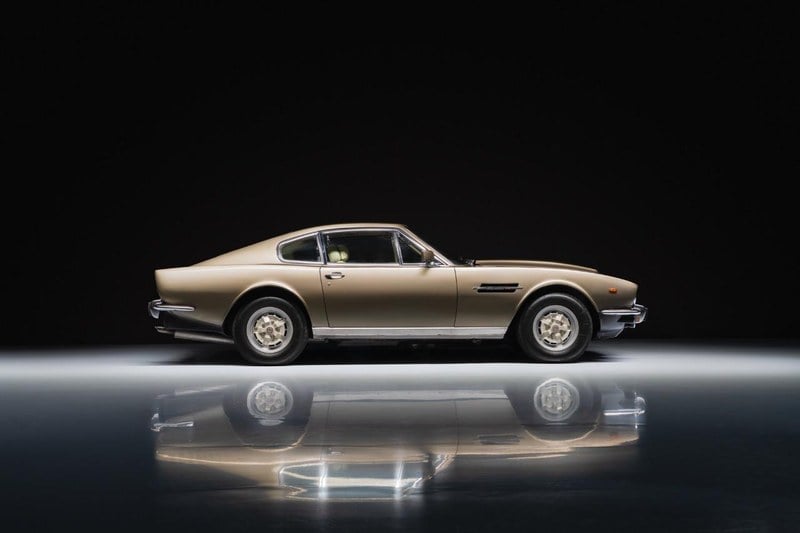 1980 Aston Martin V8 - 2 1980 Aston Martin V8 - 2