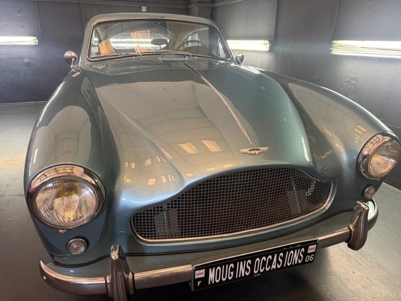 1957 Aston Martin DB2/4 - 2 1957 Aston Martin DB2/4 - 2