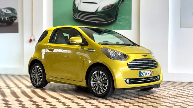 2010 Aston Martin Cygnet - 1 2010 Aston Martin Cygnet - 1