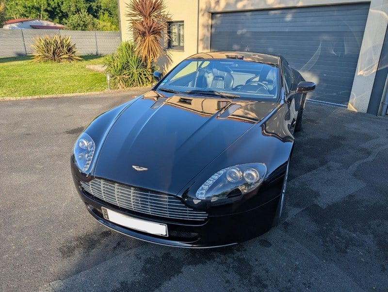 2007 Aston Martin V8 Vantage - 1 2007 Aston Martin V8 Vantage - 1