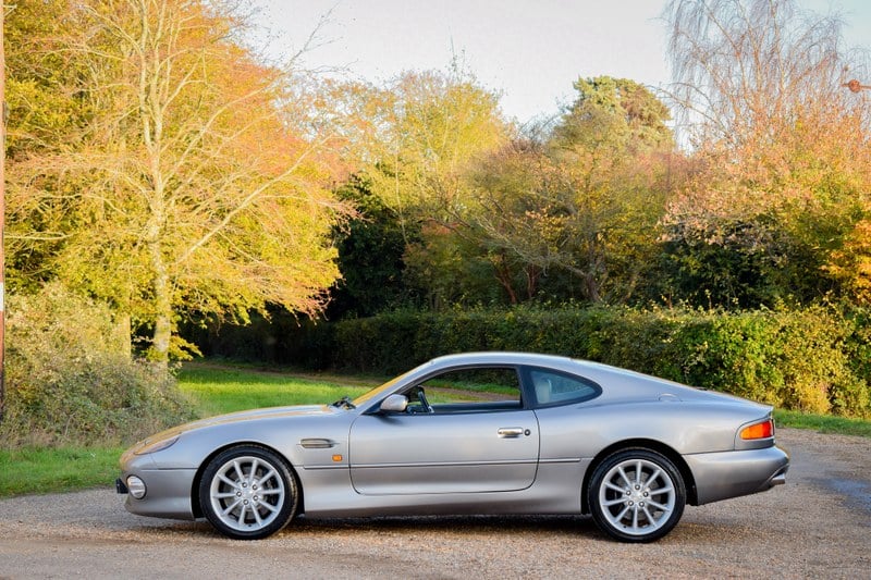 2000 Aston Martin DB7 - 2 2000 Aston Martin DB7 - 2