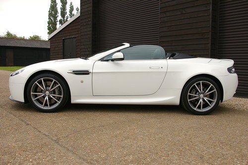 2014 Aston Martin Vantage 4.7 V8 Roadster Auto (29,234miles) VERKAUFT