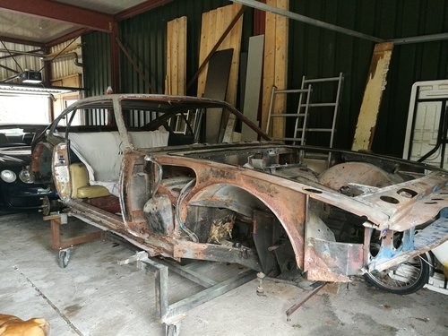 1971 Aston Martin DBSV8 project For Sale