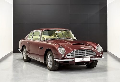 1966 Aston Martin DB6 Vantage Saloon For Sale