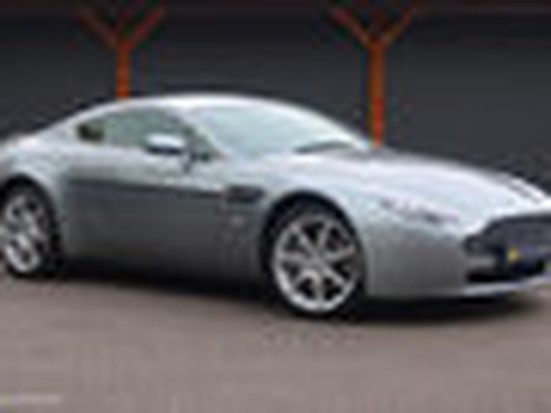 Aston Martin V8 Vantage - Manual, Full Aston Service history