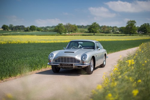 1966 Aston Martin DB6 Vantage In vendita