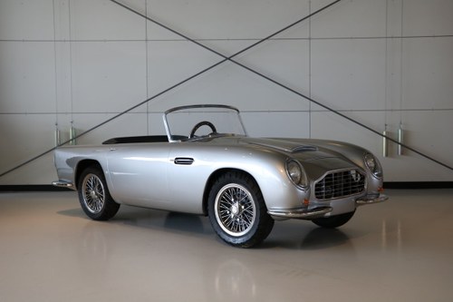 Aston Martin DB 5 James Bond For Sale