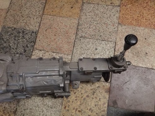 ASTON MARTIN ZF MANUAL GEARBOX TYPE 24 5 SPEED VERKAUFT