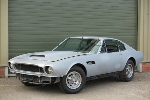 1973 Aston Martin V8 Saloon - Part Completed Resto Project For Sale