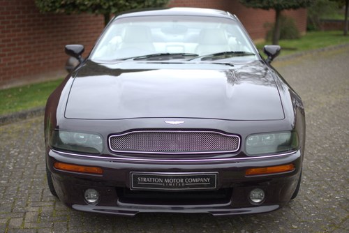 1997 Aston Martin V8