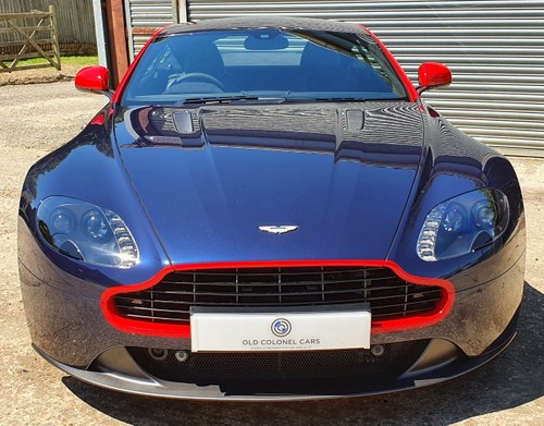 Stunning 2015 Aston Martin V8 Vantage- N430 -Only 7800 Miles In vendita