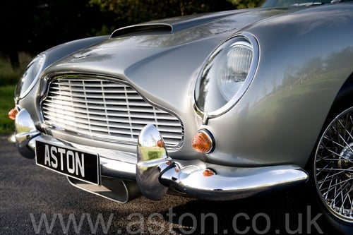 Aston Martin C2 - 5