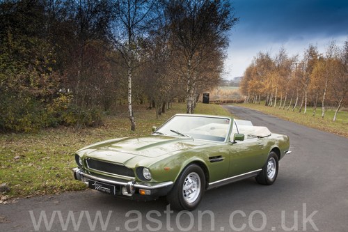 1979 Aston Martin V8 Volante - 2