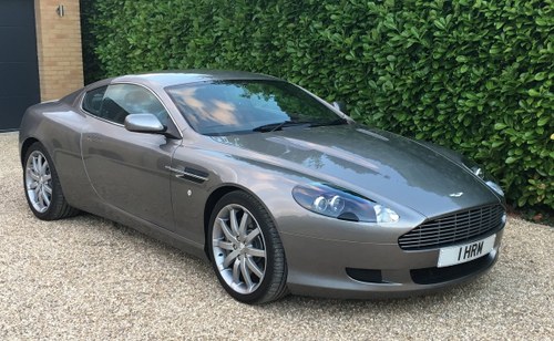 2006 Flawless Aston Martin DB9 in launch colour combo For Sale