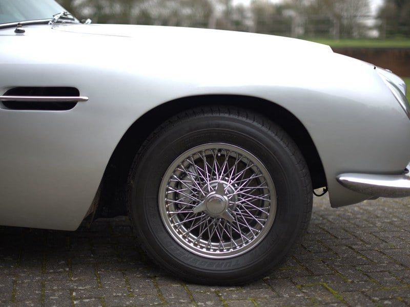 1968 Aston Martin DB6