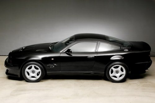 2000 Aston Martin V8 - 3