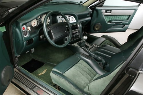 2000 Aston Martin V8 - 6