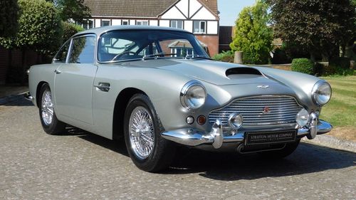 Picture of 1961 Aston Martin DB4 Series II Sports Saloon - For Sale