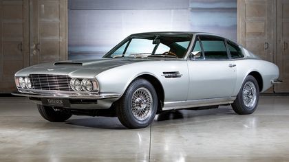 Aston Martin DBS 1st Gen