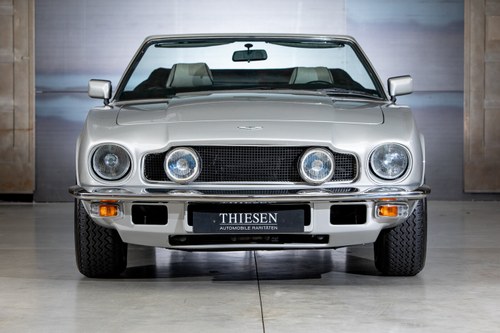 1987 Aston Martin V8 - 9