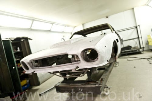 Aston Martin V8 Bespoke 1976 SOLD