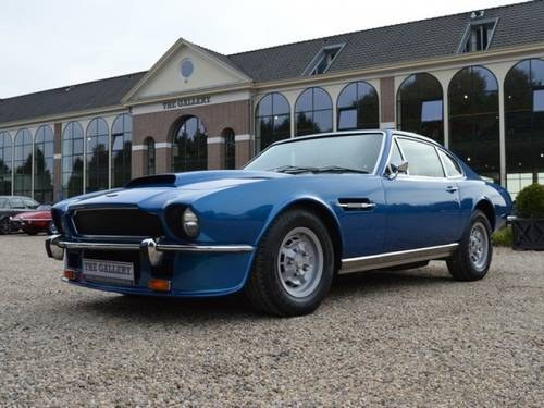 1977 Aston Martin V8 Coupe, 15.000 miles, a/c and Sunroof!! In vendita