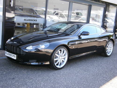 2004 04/54 ASTON MARTIN DB9 5.9 V12 AUTO WITH VERY LOW MILEAGE For Sale