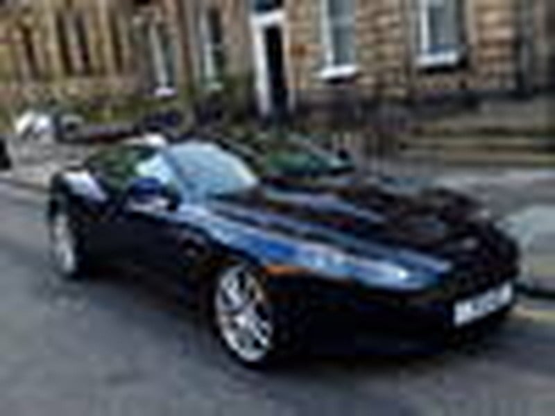 ASTON MARTIN DB9 V12 - 22K MILES - RARE 6 SPD MANUAL !