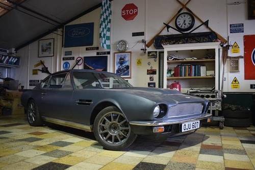 Lot 30 - A 1976 Aston Martin V8 - 05/11/17 For Sale by Auction