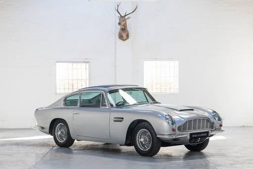 1968 Aston Martin DB6 Manual RHD Matching Numbers In vendita