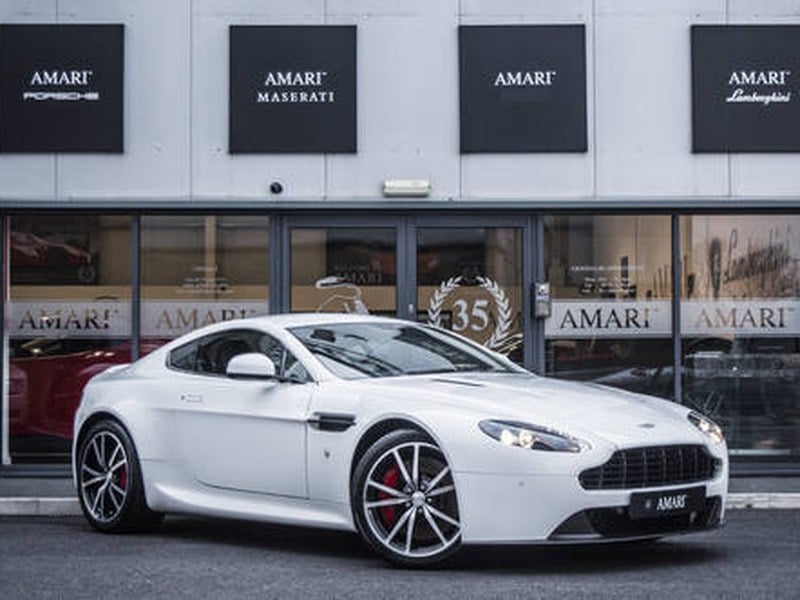 2014 64 Aston Martin Vantage V8