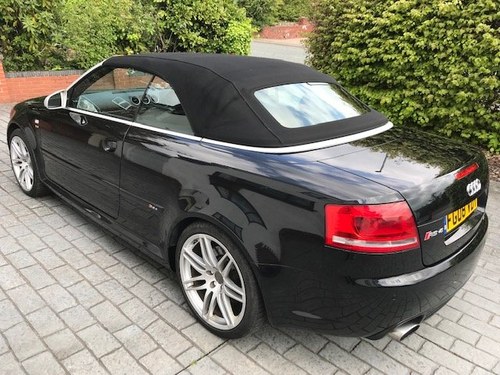 2008 Audi RS4 Cabriolet Wing Back Seats  In vendita