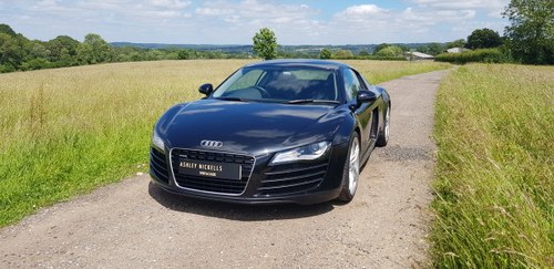 2010 AUDI R8 MANUAL COUPE - WITH A FULL AUDI SERVICE HISTORY  For Sale