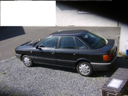 1990 BLACK AUDI 80 OLDTIMER - LEFT HAND DRIVE - SUNROOF For Sale by Auction