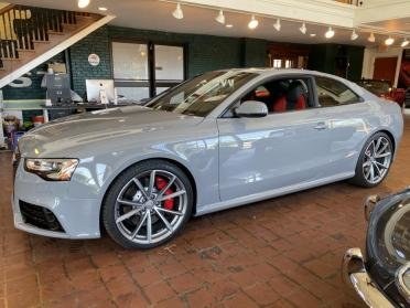 2015 Audi RS5 Sport Edition Rare 1 of 75 made Fast 450-HP For Sale