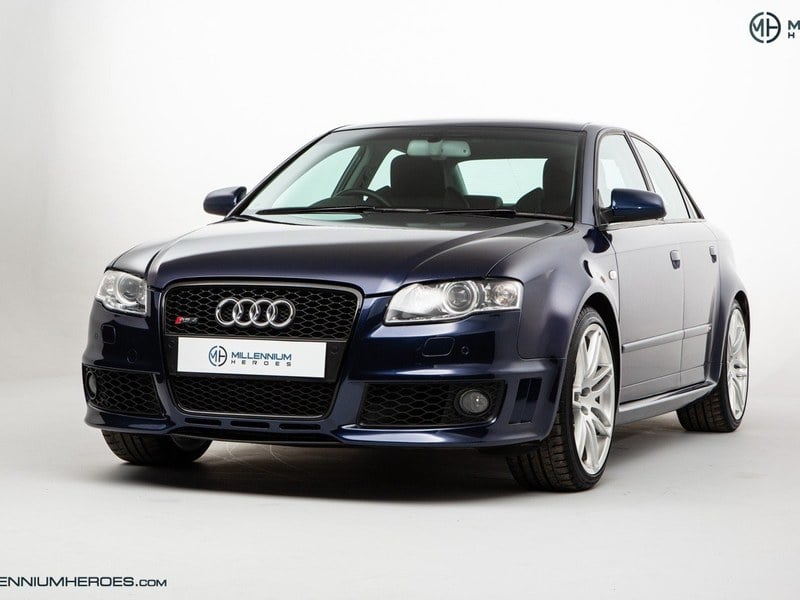 AUDI (B7) RS4 SALOON