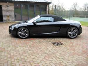 2013 Audi R8 Spyder V8 Quattro With Just 18,000 Miles From New For Sale (picture 4 of 12)