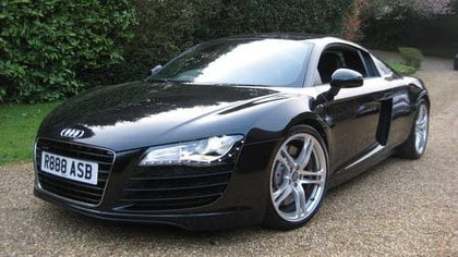 Audi R8 Quattro With Only 27,000 Miles + £9k Of Options