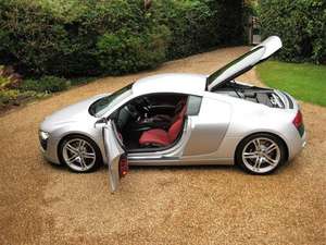 2011 Audi R8 Quattro 6 Spd Manual Just Featured In AUTOCAR For Sale (picture 5 of 6)
