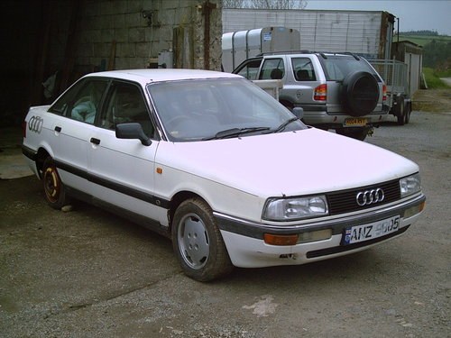 1987 Audi 90 E 2.2226  4 door saloon in white. SOLD