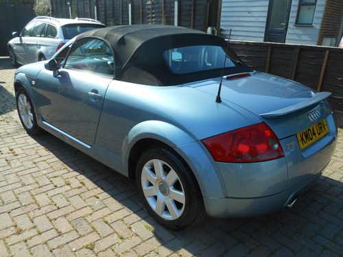 2004 Audi tt soft  top electric ..manual gears For Sale