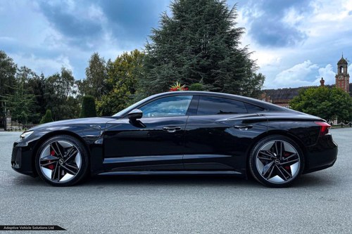 2022 Arriving This Week - Audi RS e Tron GT Carbon Vorsprung In vendita