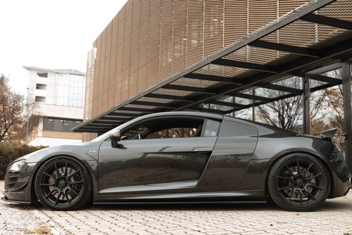 2010 AUDI R8 V10 CUSTOM-BUILT Kaufen Bei